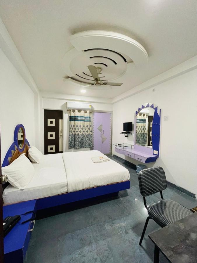 Hotel Holiday Pride Aurangabad  Exterior foto